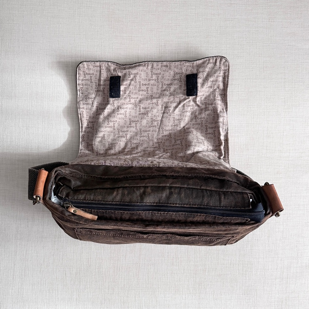 Bed Stu Declan Waxed Canvas Messenger Bag - Picture 10 of 13